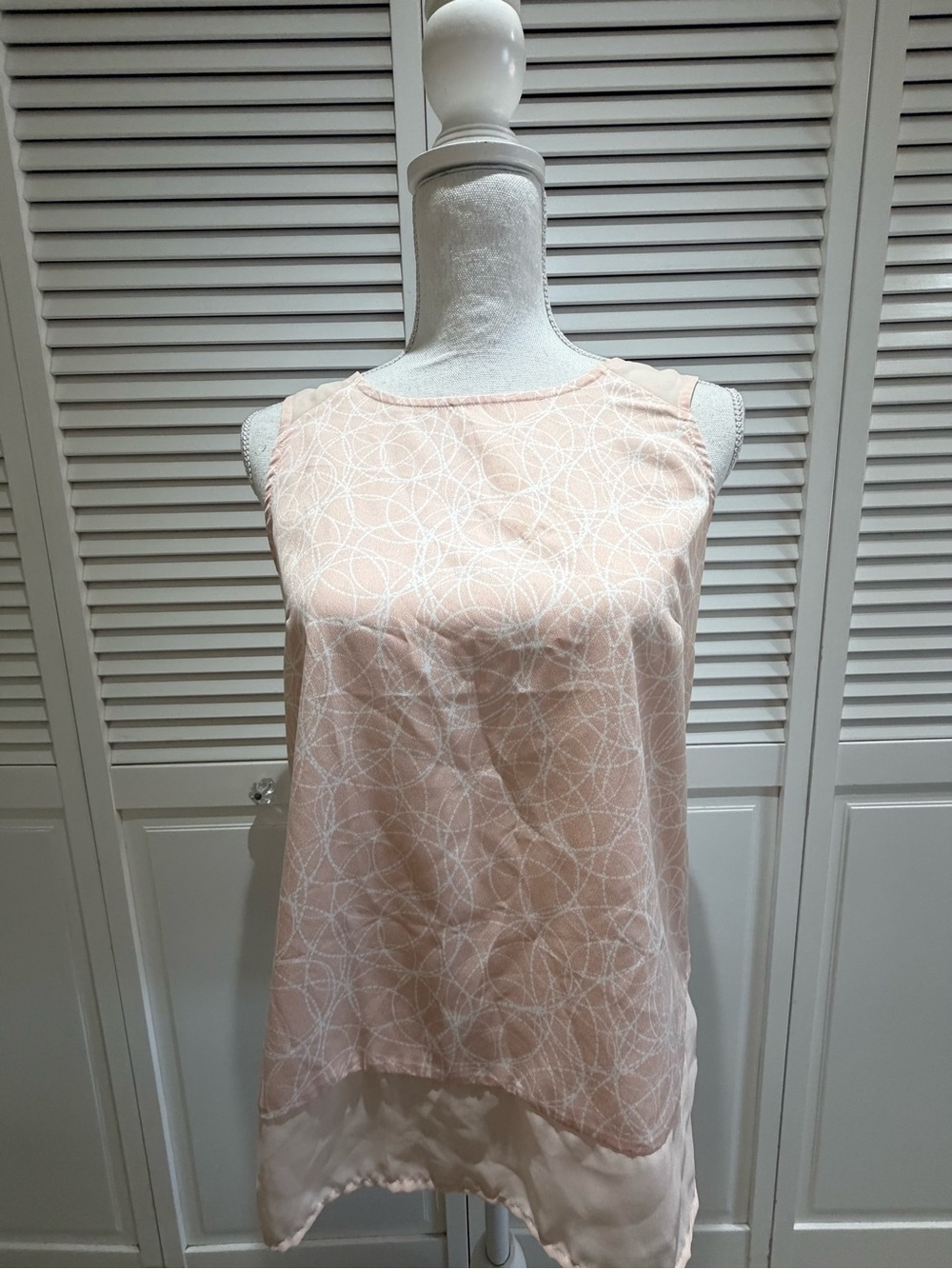 Banana Republic Light Pink Sleeveless Geometric Tank